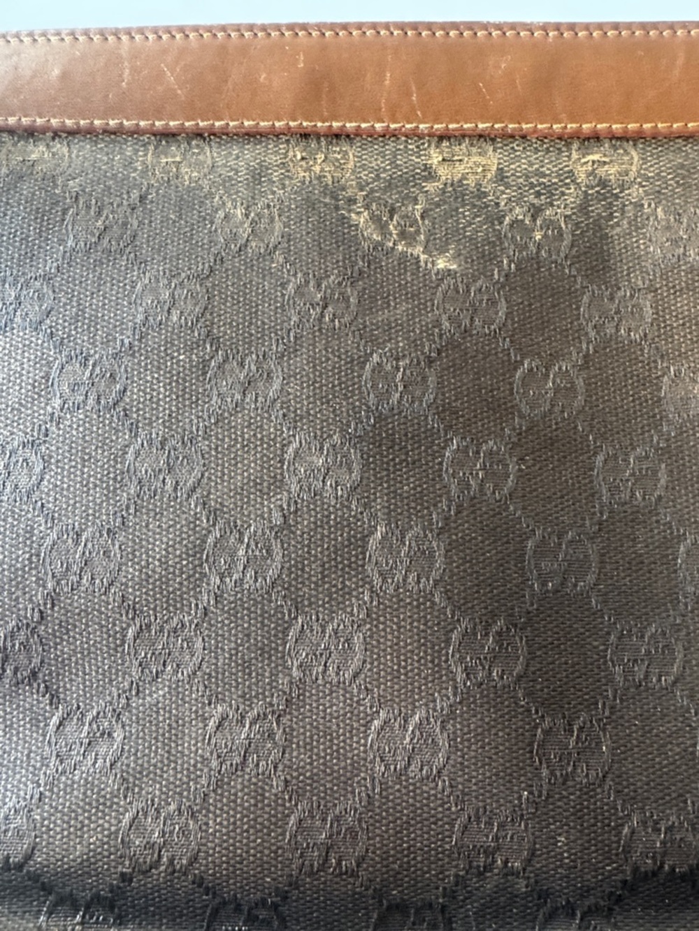 Gucci Brown Monogram Clutch with Tan Leather Trim - project bag - Picture 7 of 15